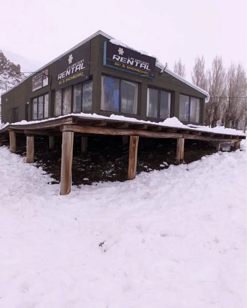 Local Rental Lahuen-co Micky en Los Molles, con nieve